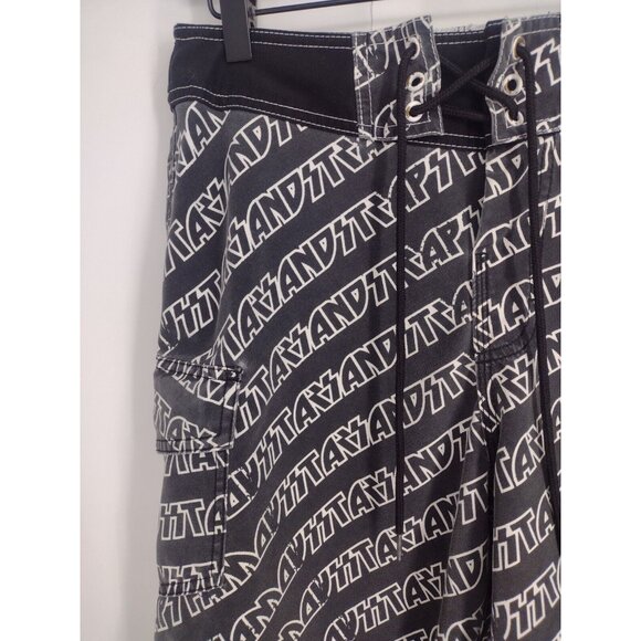 Y2K Famous Stars And Straps All Over Print Black White Board Shorts Mens 30 - Picture 4 of 6